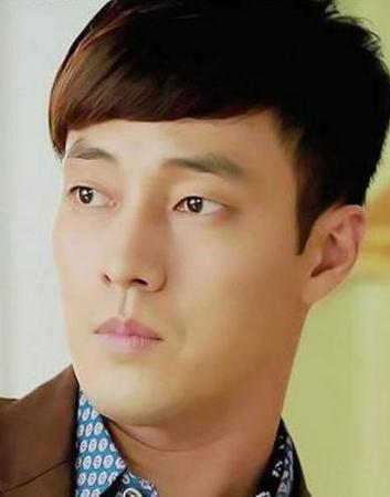 So Ji Sub Plastic Surgery